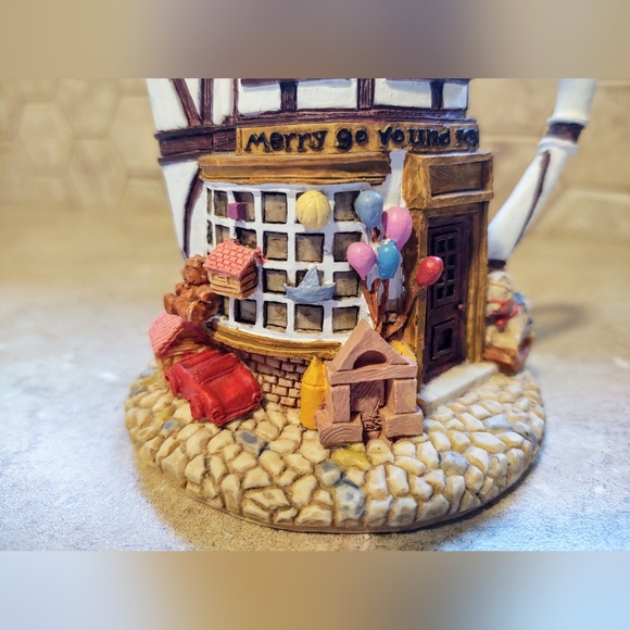 Vtg Hometown Teapot Cottages Merry Go Round Shop - Picture 11 of 13